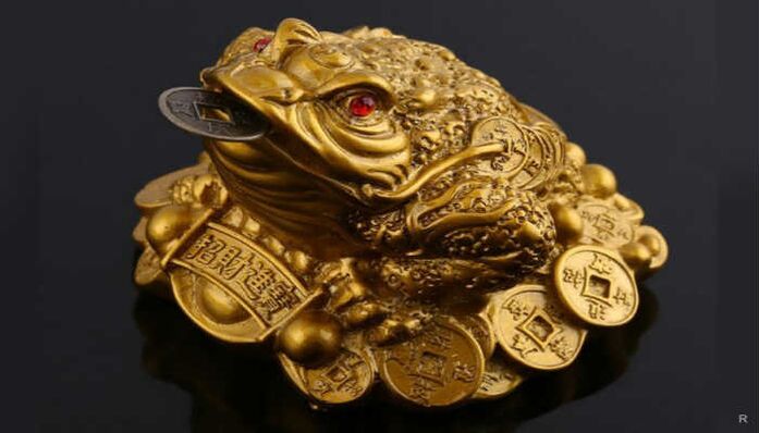 жаба са новчићем за привлачење новца