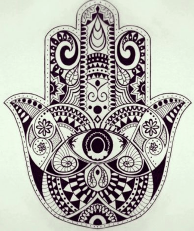 руку Фатиме